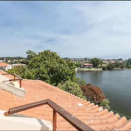 Casa Da Barca Do Lago